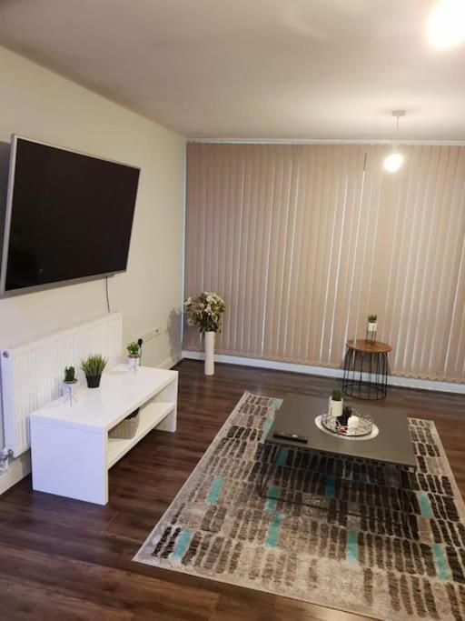 Luxury 9Ine Beautiful Bull Ring Apartment Free Parking バーミンガム エクステリア 写真