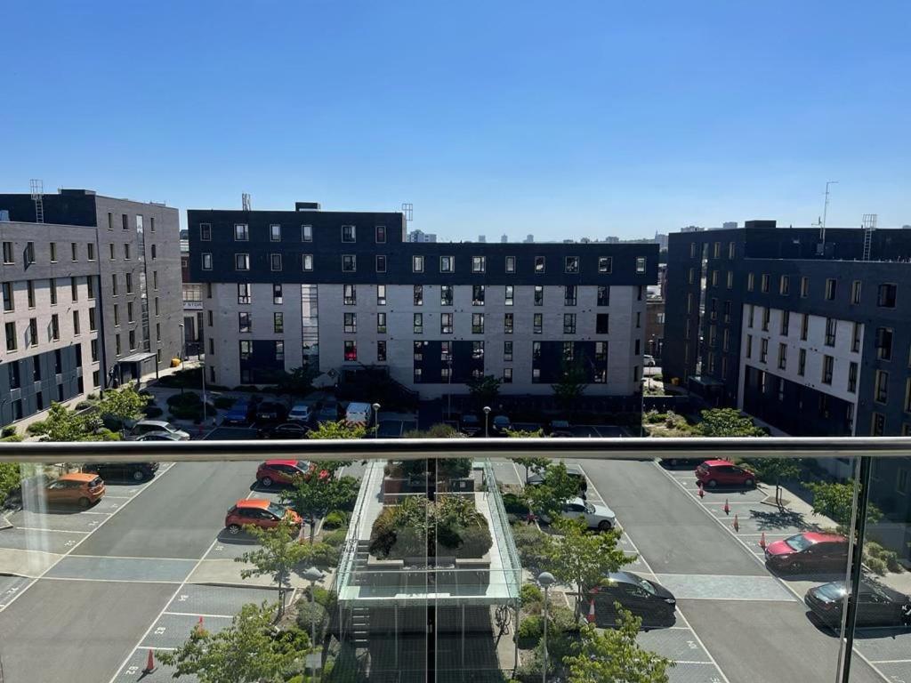 Luxury 9Ine Beautiful Bull Ring Apartment Free Parking バーミンガム エクステリア 写真