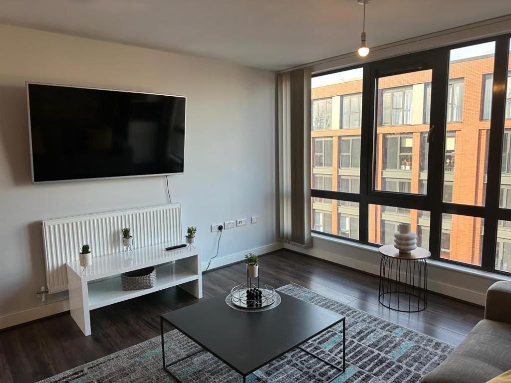 Luxury 9Ine Beautiful Bull Ring Apartment Free Parking バーミンガム エクステリア 写真