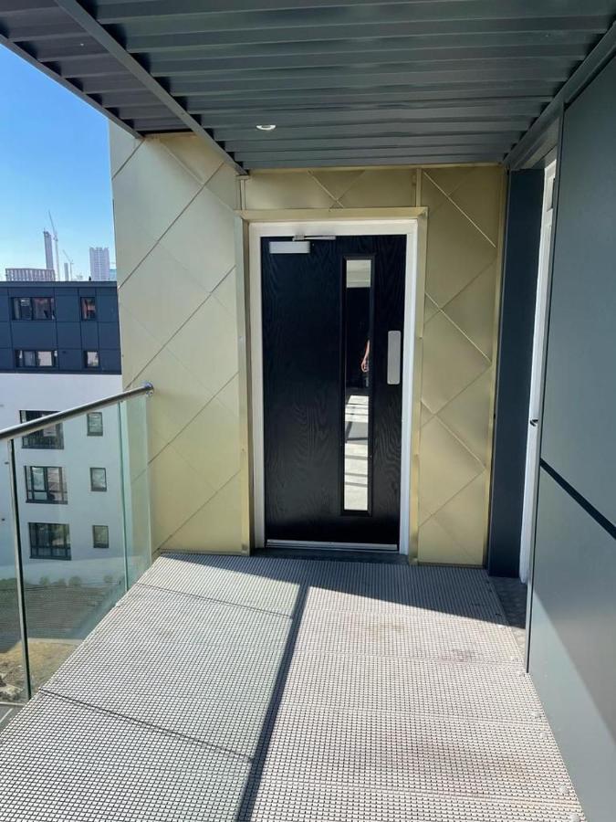Luxury 9Ine Beautiful Bull Ring Apartment Free Parking バーミンガム エクステリア 写真