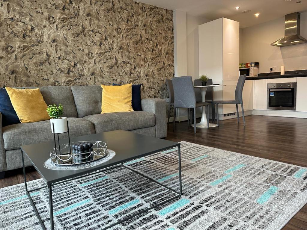 Luxury 9Ine Beautiful Bull Ring Apartment Free Parking バーミンガム エクステリア 写真